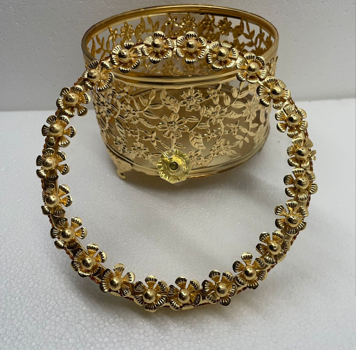 Jewellery Container – Secure, Stylish &amp; Space-Saving